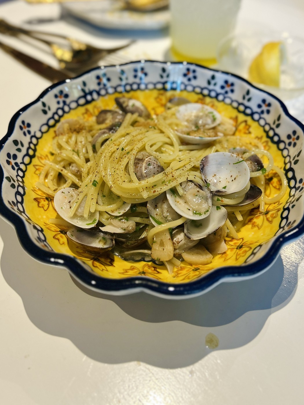 意式白葡萄酒蛤蜊面 at Mandorla Sicilian Bistrot, Chiang Mai
